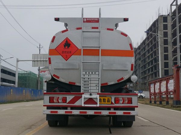 炎帝牌SZD5121GJYHF6型加油車