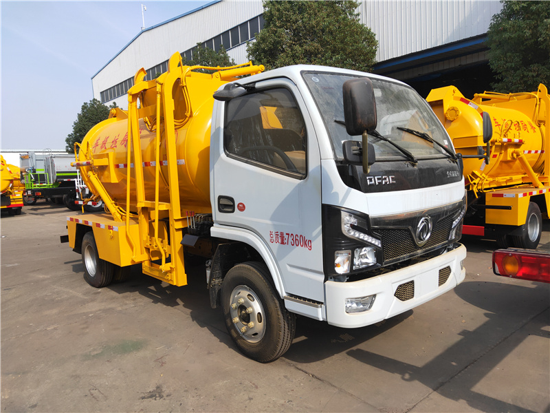 東風4方5方餐廚垃圾車(圓罐)