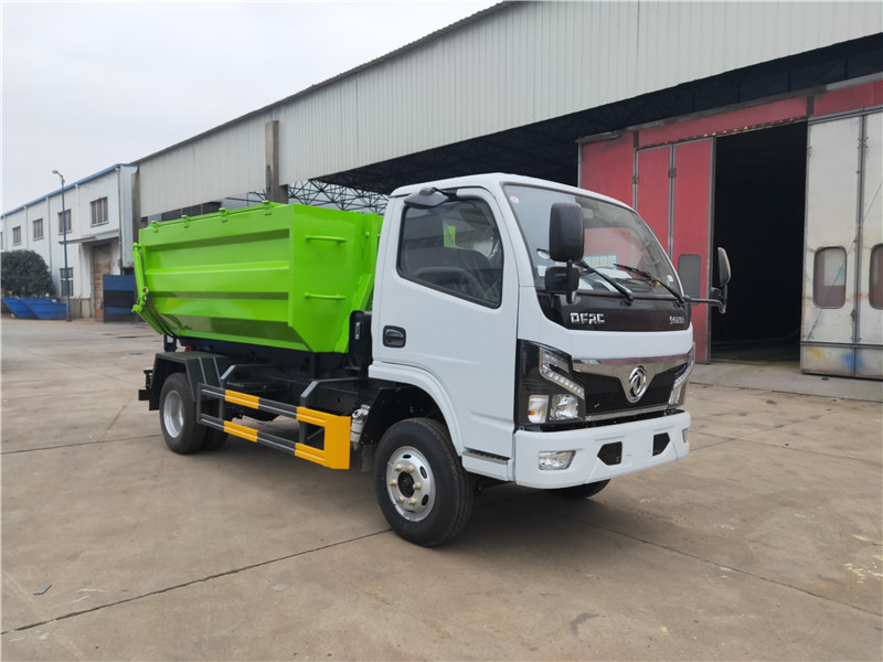 東風(fēng)多利卡5方6方勾臂垃圾車